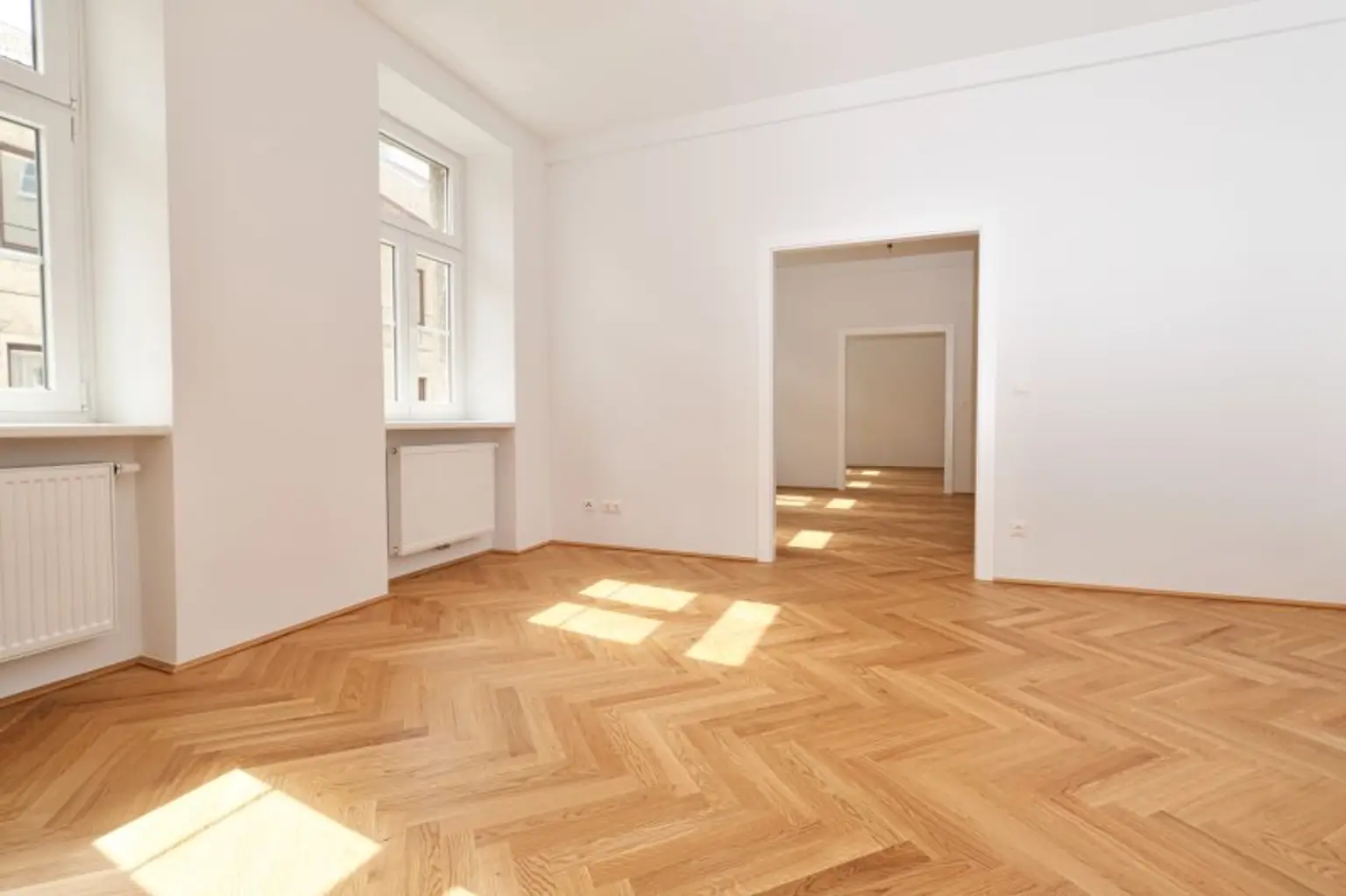 AKH Nähe! UNBEFRISTET generalsaniert 4 getrennt begehbare Zimmer