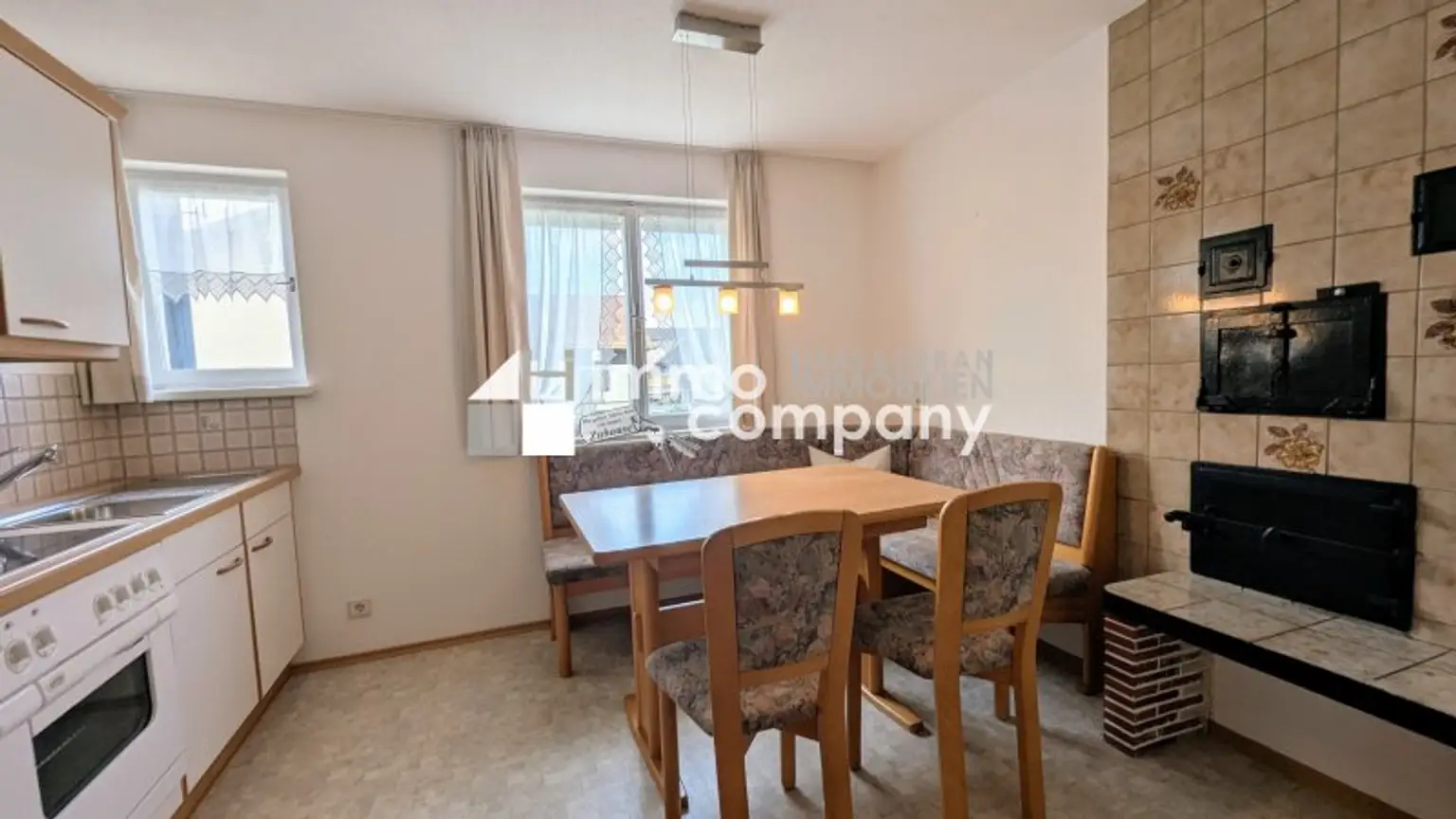 Traumhaftes Haus in Hittisau: 250 m² Wfl., Garten, Balkon & Garage für € 650.000,- !