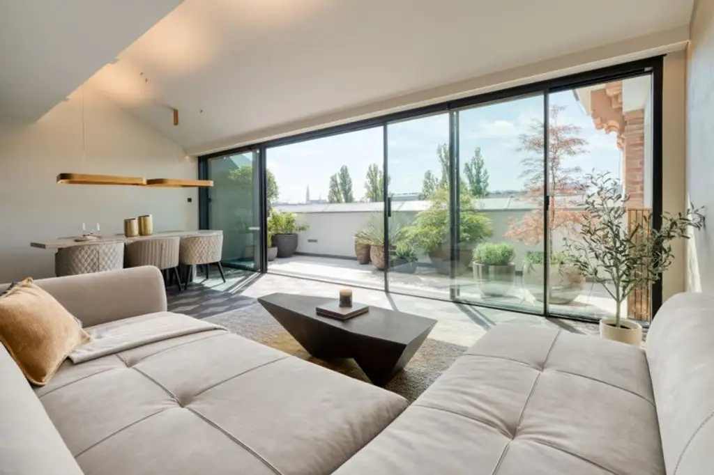 Exklusive Dachgeschoßwohnung: Ein einzigartiges Masterpiece an Design