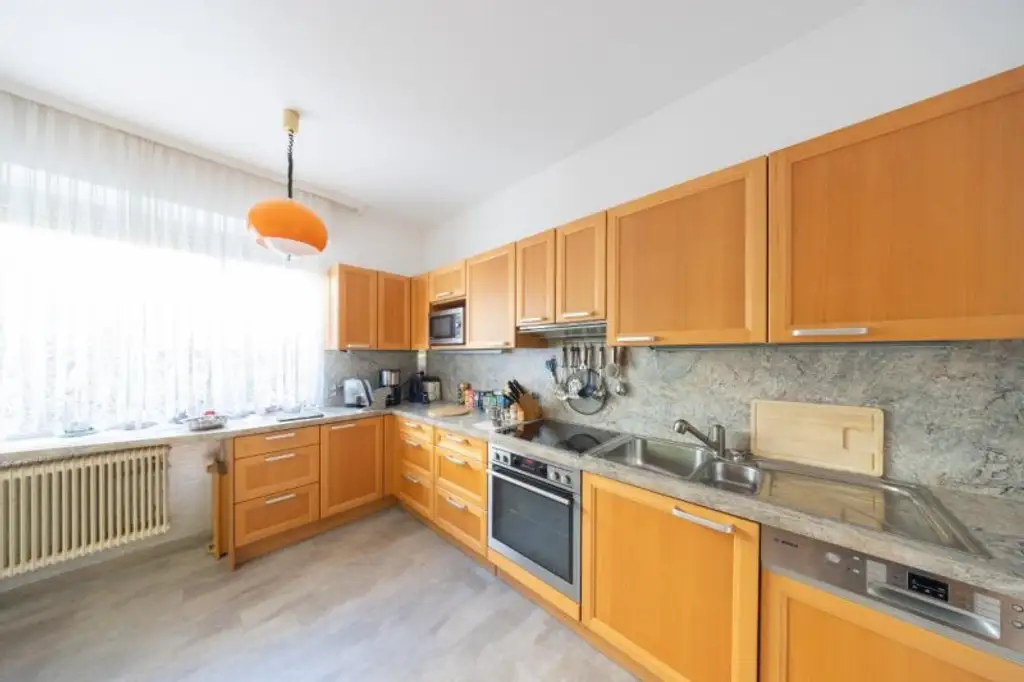 Zukunftssicheres Zuhause - 815 m² Grundstück mit Bungalow, Natur genießen, Stadtanbindung inklusive!