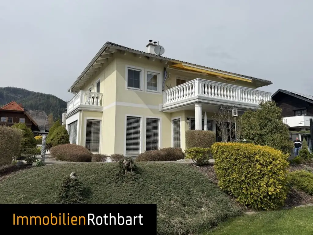 Wohnhaus mit Doppelgarage in bester Lage von St. Lorenzen!