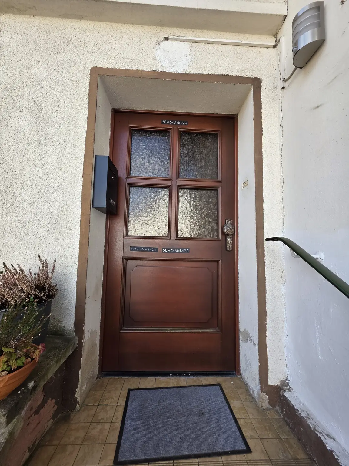 Charmantes Zuhause mit Geschichte und großem Gartenparadies...!