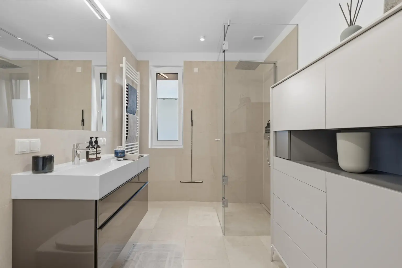 04 Badezimmer