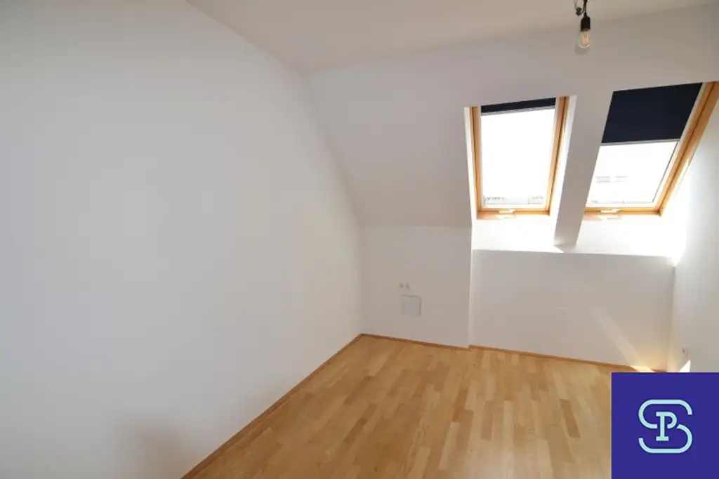 Sanierte 104m² Maisonette-Dachwohnung mit Terrasse und Klima - 1150 Wien