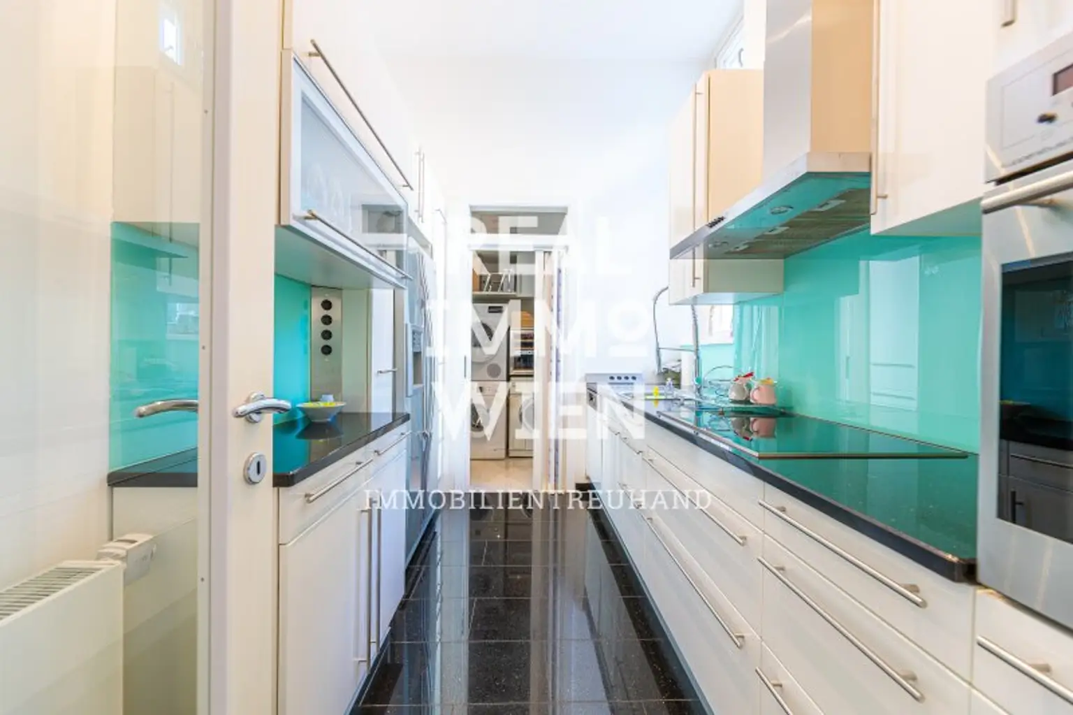 Exklusive Rarität Wohnung in 1190 Wien mit Garten und Loggia