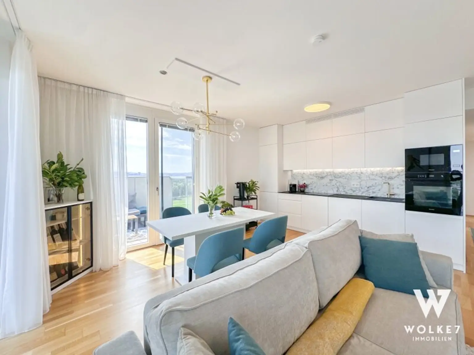 Exklusive 3-Zimmer-Residenz im Marina Tower – 16. Etage mit Donaupanorama