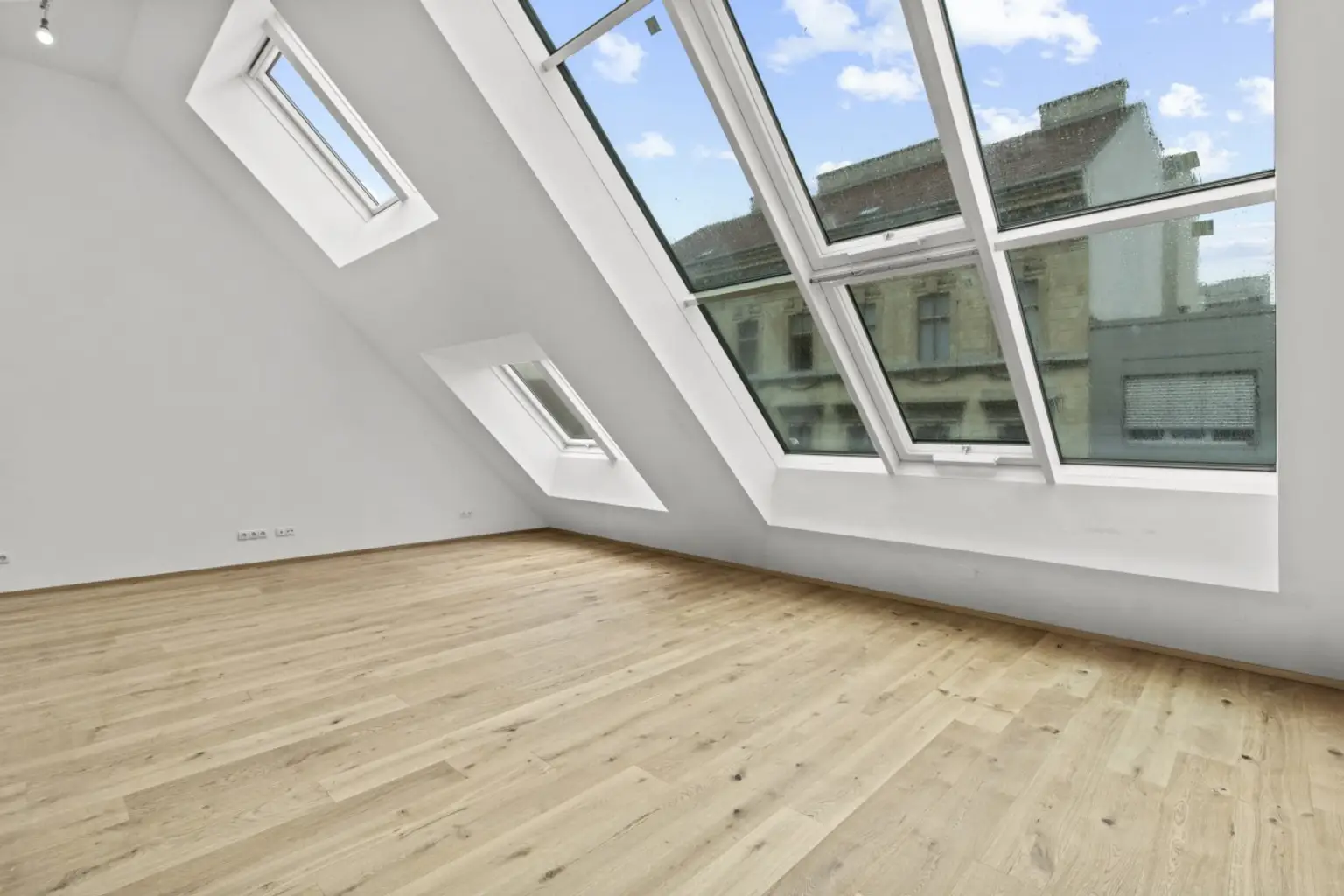 Img_0847-min | ++ EINZIGARTIGES WOHNEN ++ Dachgeschoss auf 3 EBENEN mit LUXUS & TERRASSEN | Prima Service Immobilien