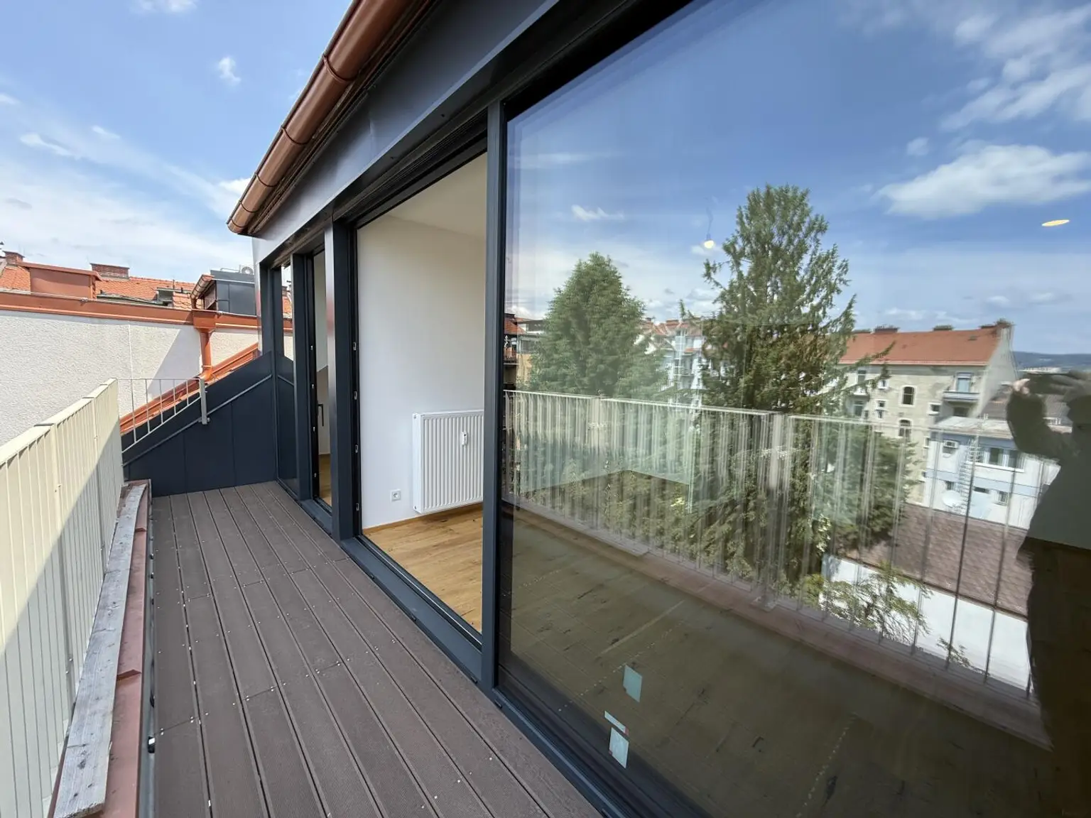 Erstbezug: Moderne Dachgeschosswohnung mit Balkon und Lift in begehrter Lage nahe dem Lendplatz K6/11