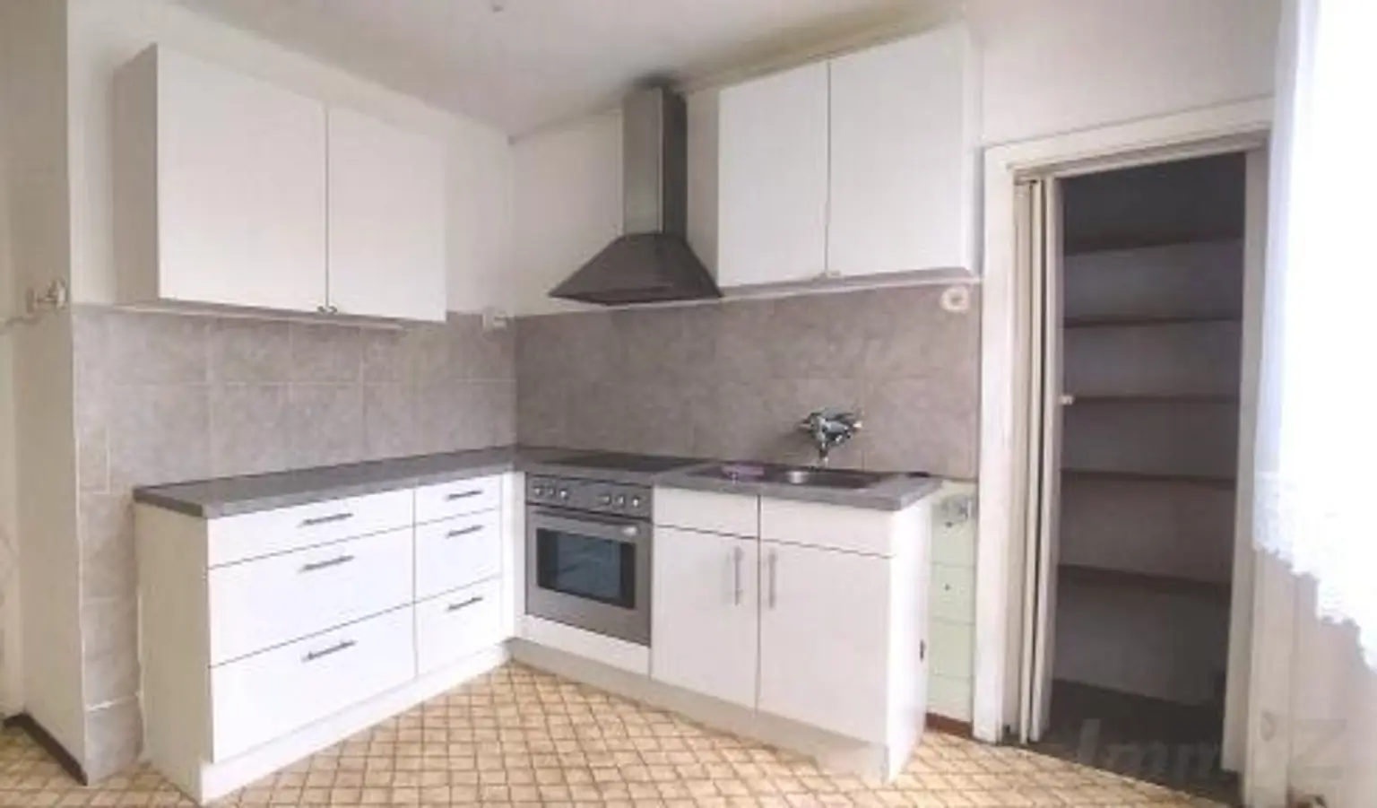 Geräumige Wohnung in Nähe des Hauptbahnhof mit PREISREDUKTION!