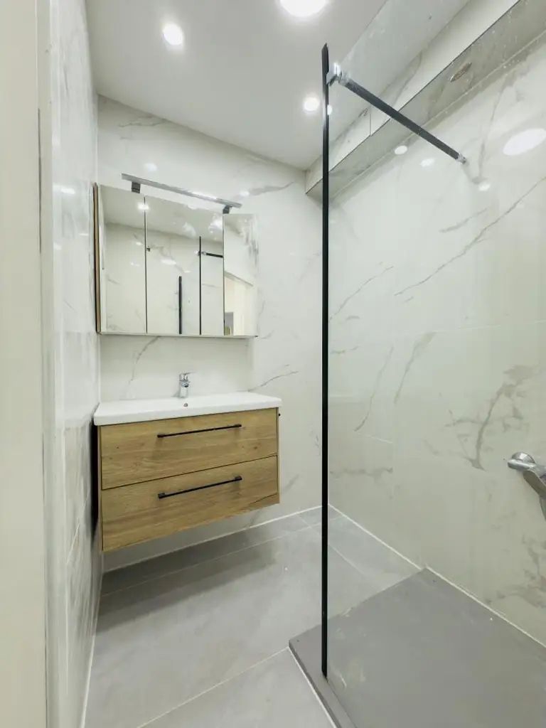 "2-Zimmer-Wohnung mit Essküche, Loggia & separatem WC"