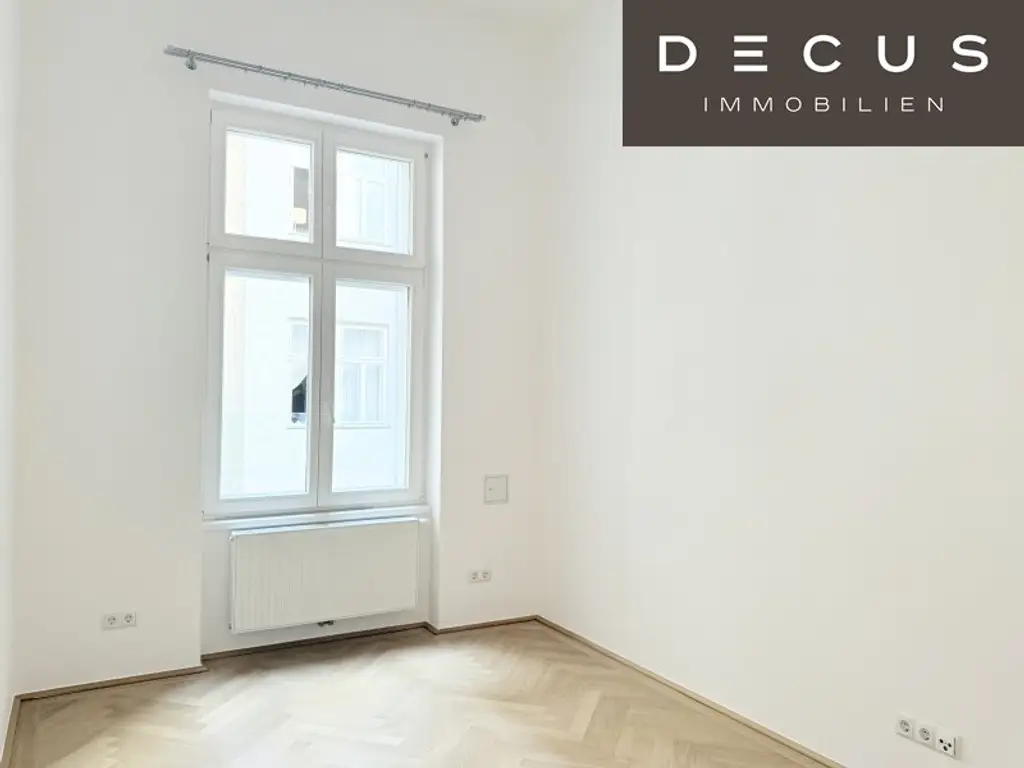 | AB SOFORT | ERSTBEZUG NACH SANIERUNG | SCHÖNER ALTBAU | NAHE ROCHUSMARKT | KEINE WGS | BESICHTIGUNGEN MÖGLICH