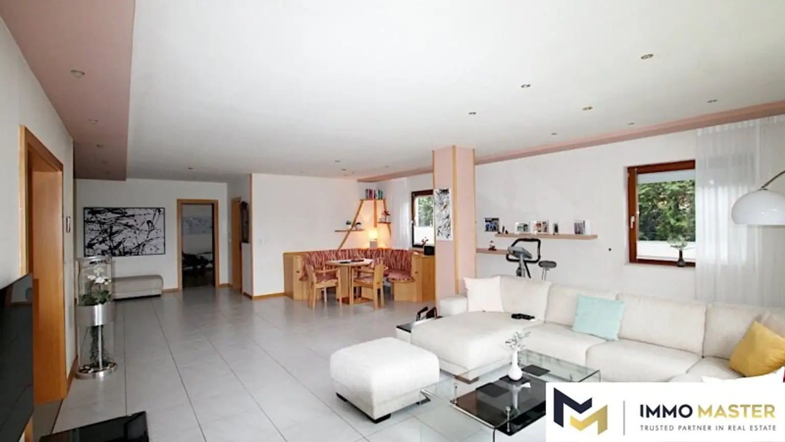 Wohnen auf 1000 m² barrierefreier Fläche, Bungalow in Trumau mit uneinsehbarem Garten