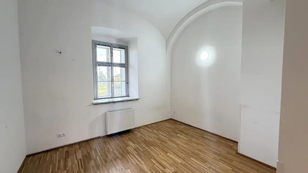 Residieren im Schloss! Haus 2 Top 9!