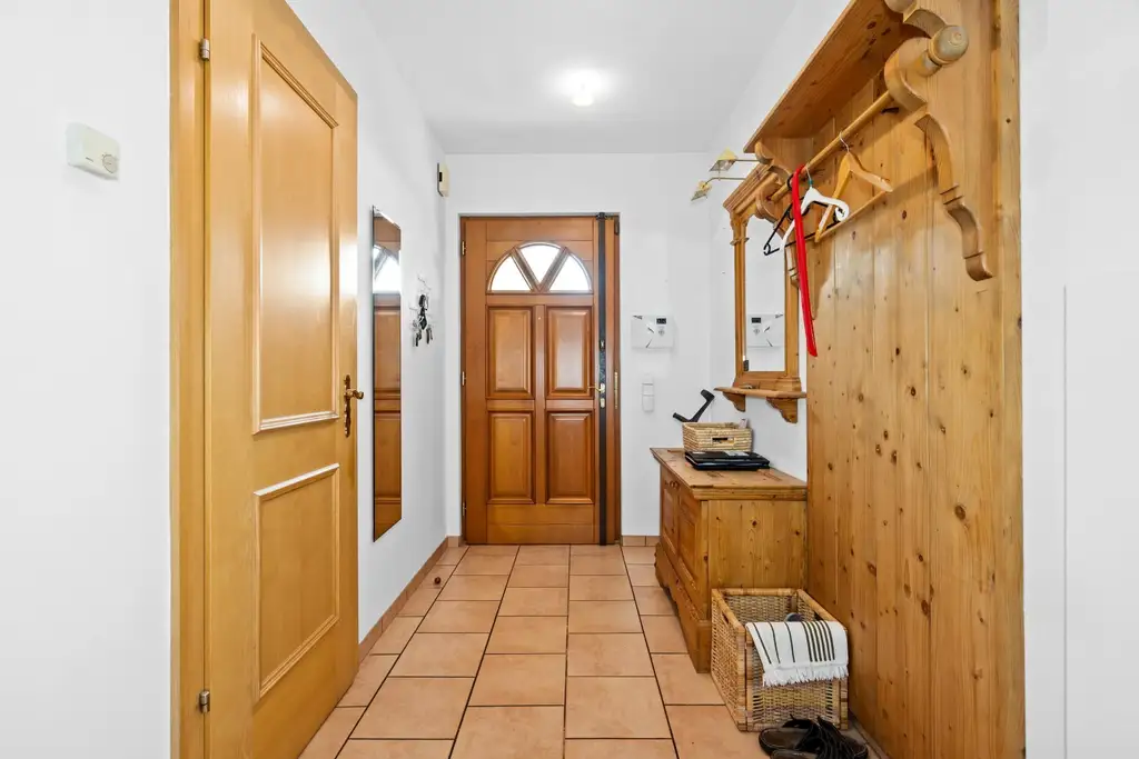"Ihr privates Paradies in Gerasdorf! Traumhaus mit Pool, Garten & mehr!"