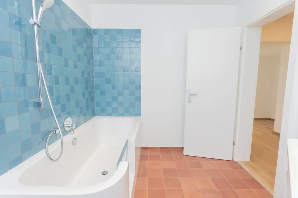 Exklusive Dachgeschoss-Maisonette mit 360° Wienblick und drei Terrassen - 1100 Wien
