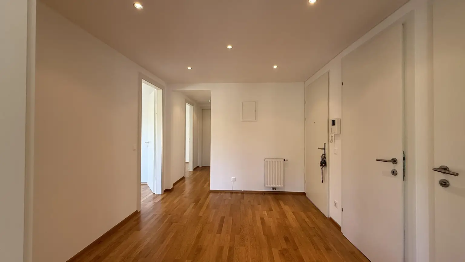 Top moderne, klimatisierte 4 Zimmer Neubauwohnung mit 2 Bädern und 16m² Balkonfläche!!!