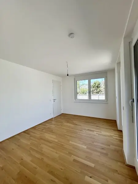 Traumhafte Dachgeschosswohnung in 1230 Wien – Erstbezug mit Balkon und Terrassen!