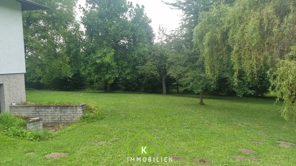 E I N Z E L L A G E !!! Wohnhaus mit traumhaften Garten