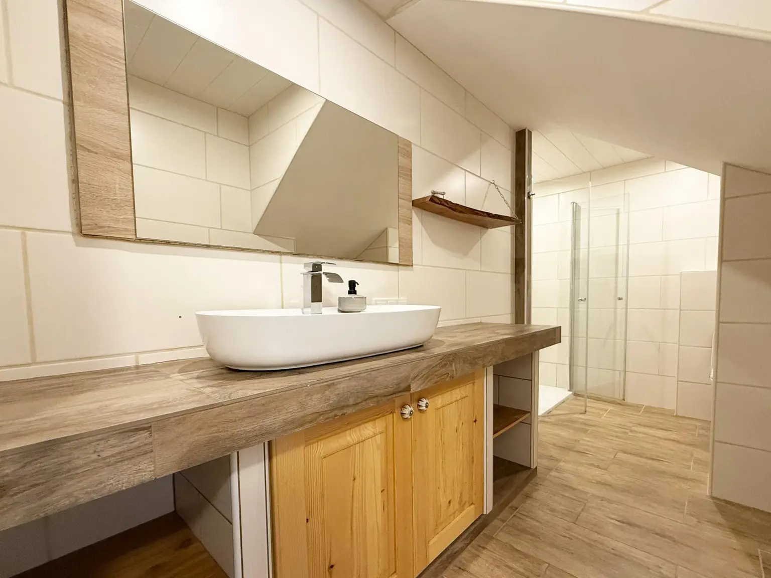 Einfamilienhaus in Ybbs - neuer Wohntrakt zum Fertigstellen inklusive!