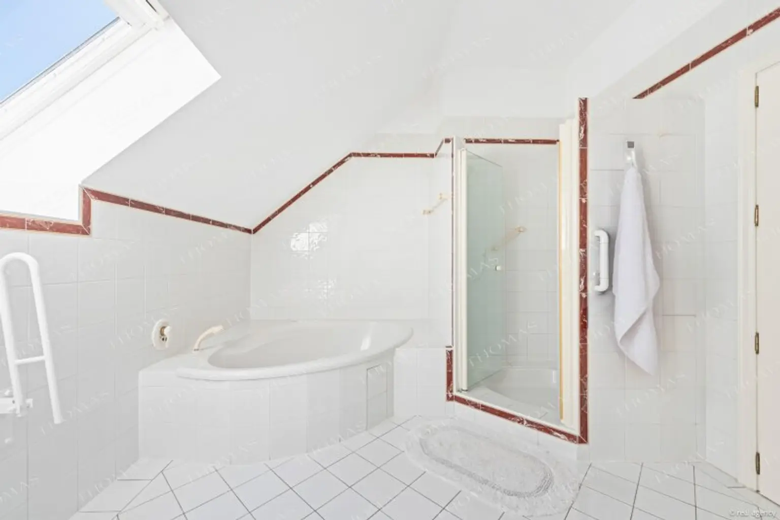 Exklusives Einfamilienhaus mit Weitblick über Wien in Hagenbrunn !
