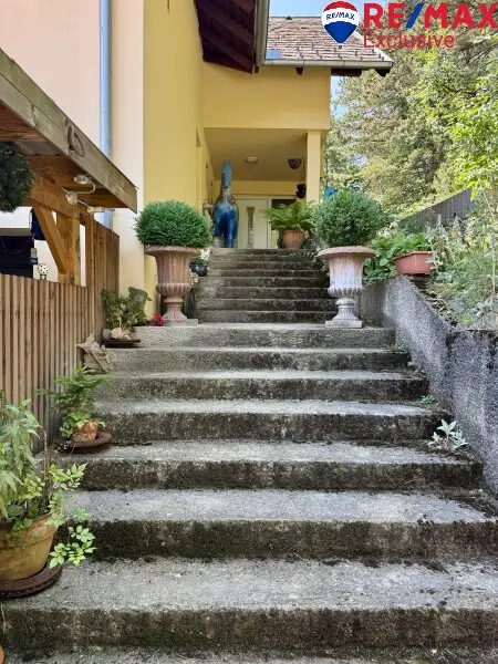 Hohe Wand - Einfamiliehaus mit 3 Wohneinheiten auf 1.100 m² Grund!