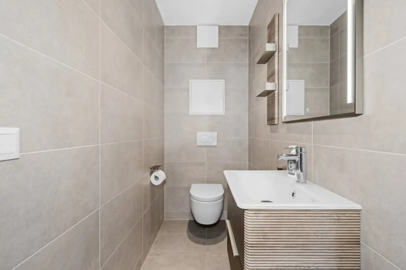 Q-Tower ! Moderne 3 Zimmer mit Balkon & Stellplatz/ +++RE/MAX Trend+++