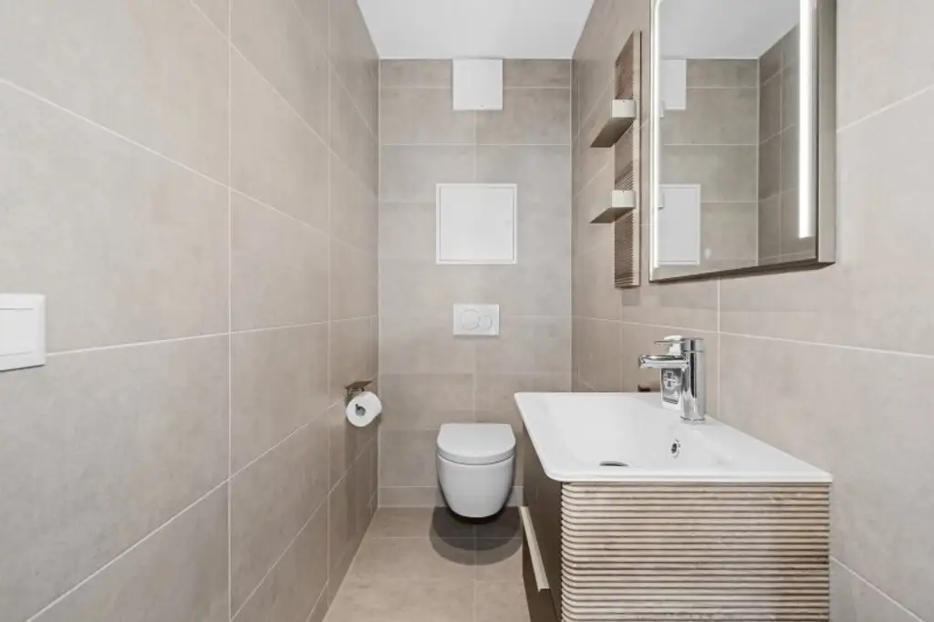 Q-Tower ! Moderne 3 Zimmer mit Balkon & Stellplatz/ +++RE/MAX Trend+++