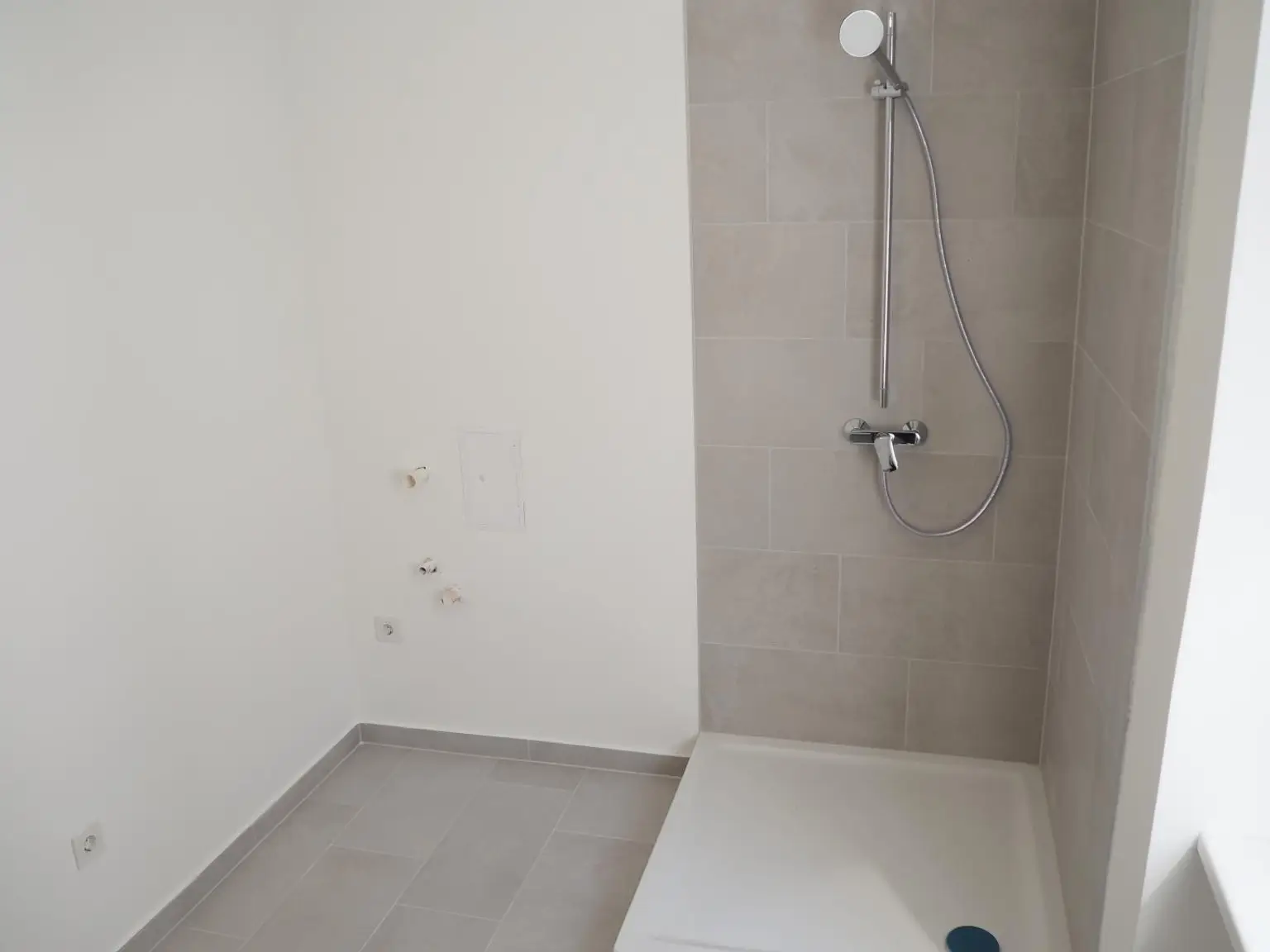 Open house - 5-Zimmer-Maisonette - Wunderschön sanierter Altbau!