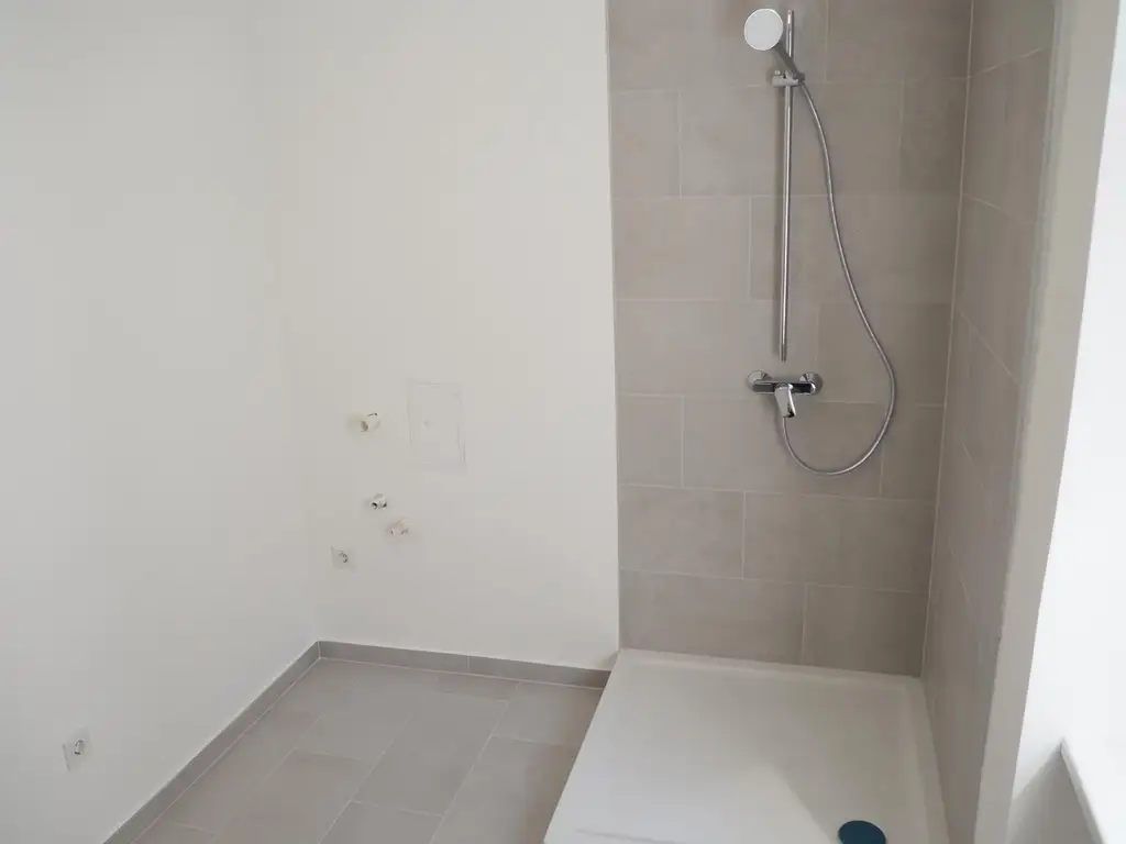 Open house - 5-Zimmer-Maisonette - Wunderschön sanierter Altbau!