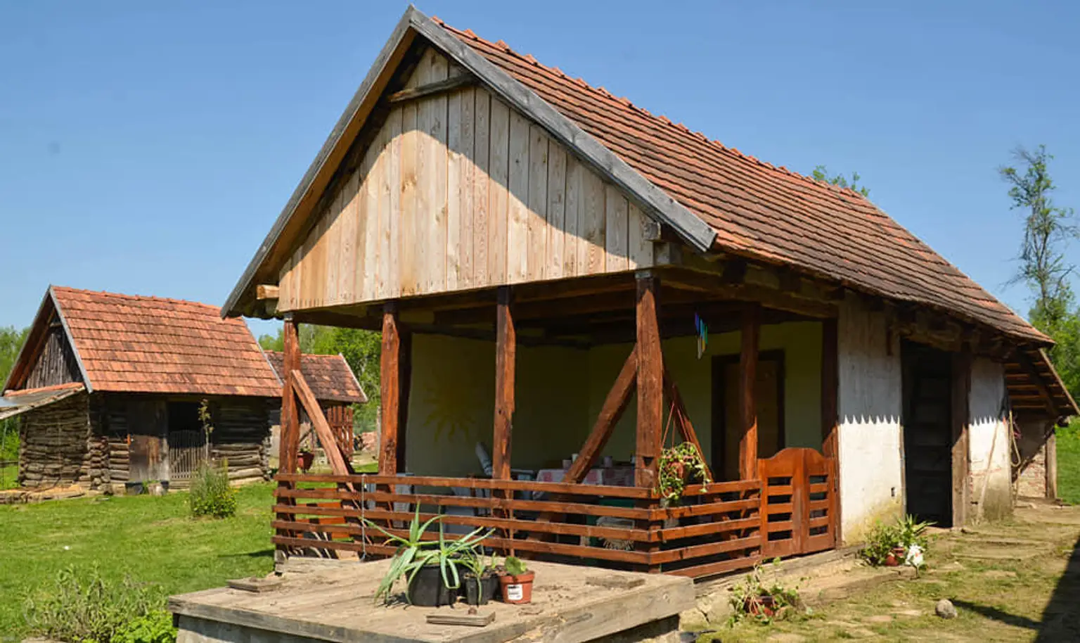Zentral-Kroatien: Idyllischer Reiterhof im Öko-Dorf Blatusa in Aussichtslage
