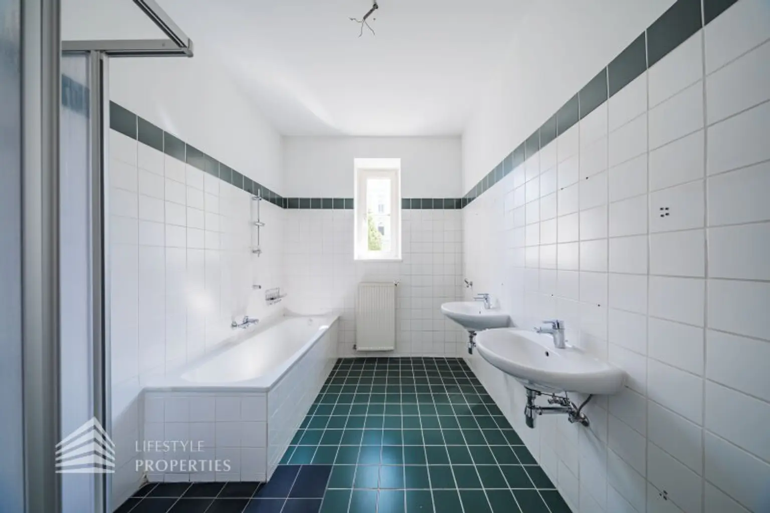 Helle 4-Zimmer Wohnung in ruhiger Lage, Nähe Mariahilfer Straße