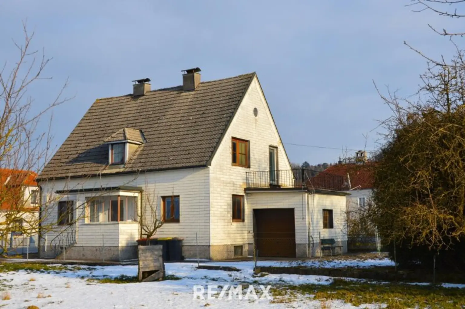 Ansicht mit Terrasse