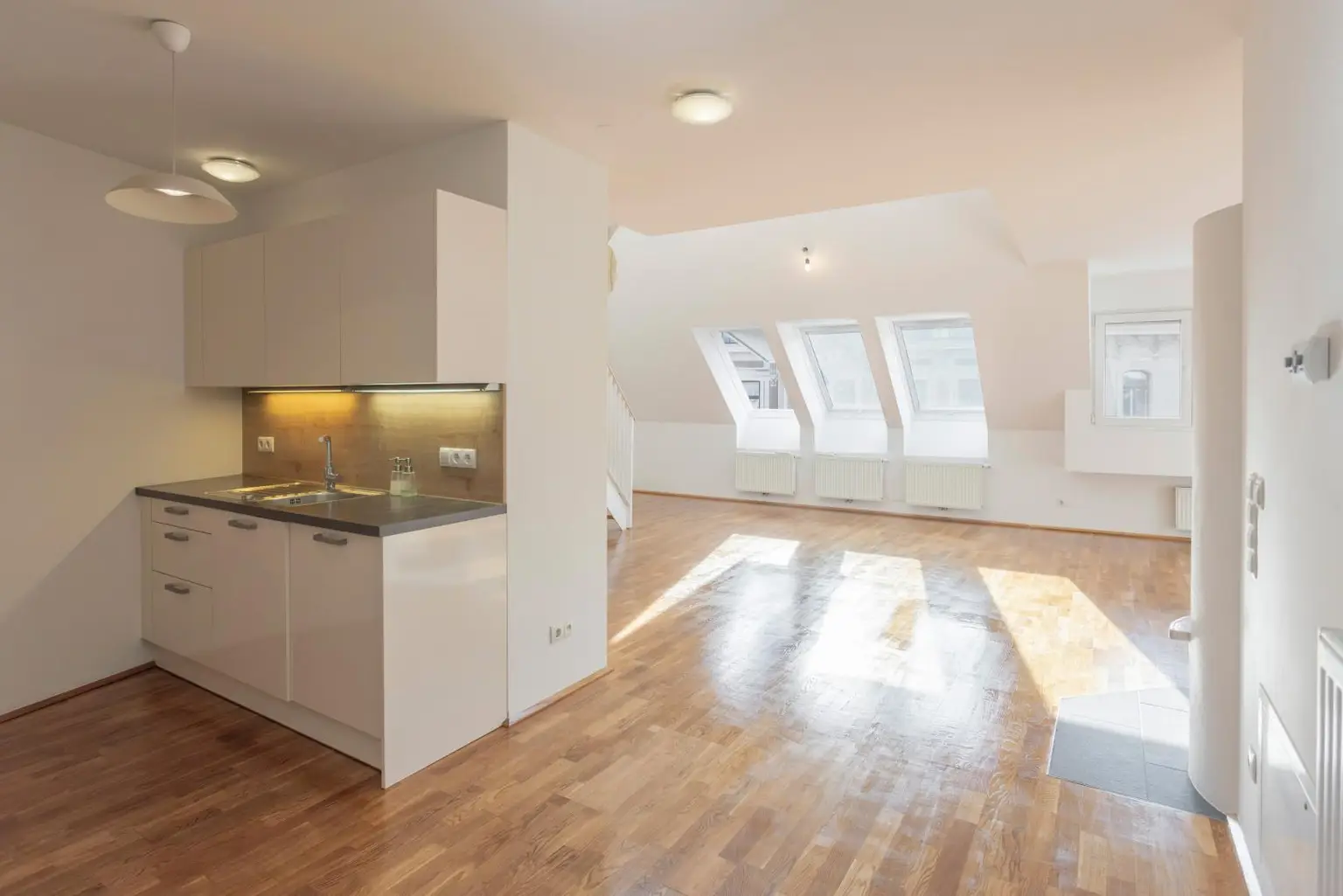 4-Zimmer Maisonettewohnung mit Dachterrasse in 1070 Wien zu mieten