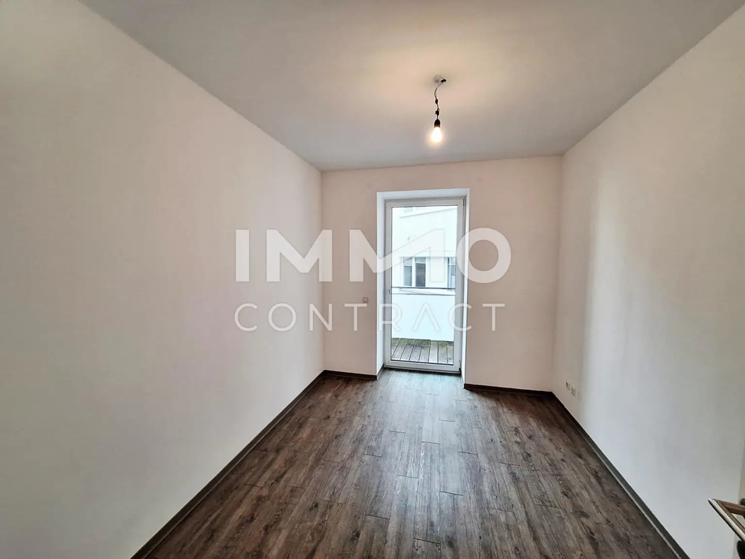 Tolle 3-Zimmer Balkonwohnung in der  Drouotstraße 4 - Top 12 - ideal für "WGs"
