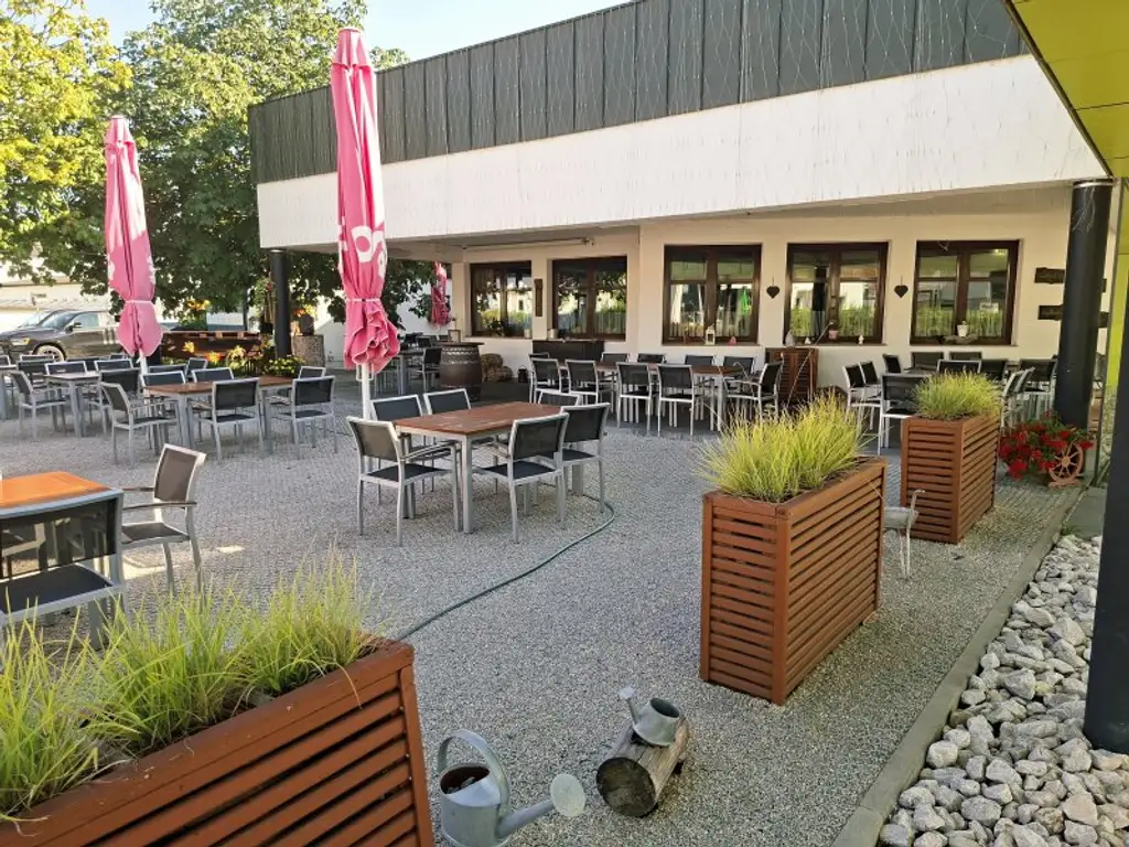 TOP Location mit umsatzstarkem Gastro-Konzept sucht Nachfolger!