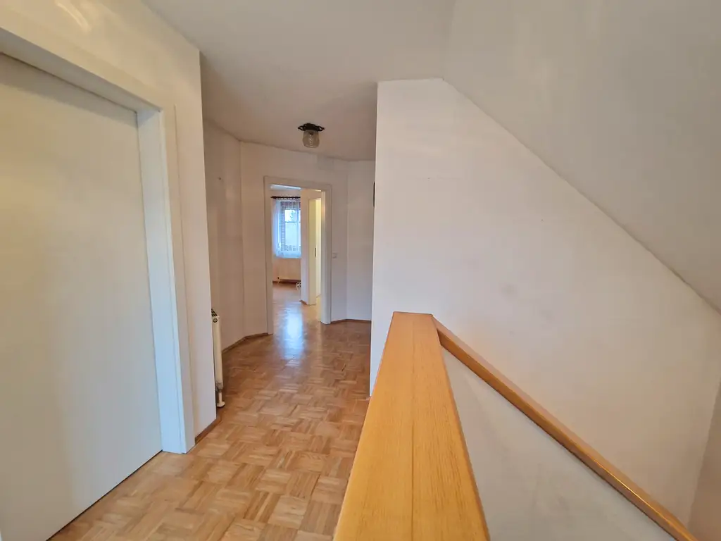 Attraktives Wohnhaus in gefragter Lage von Ried im Innkreis!