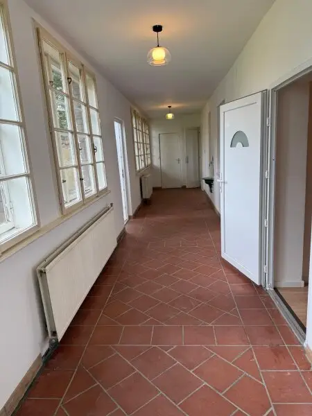 Haus im 23. Bezirk nahe U-Bahn