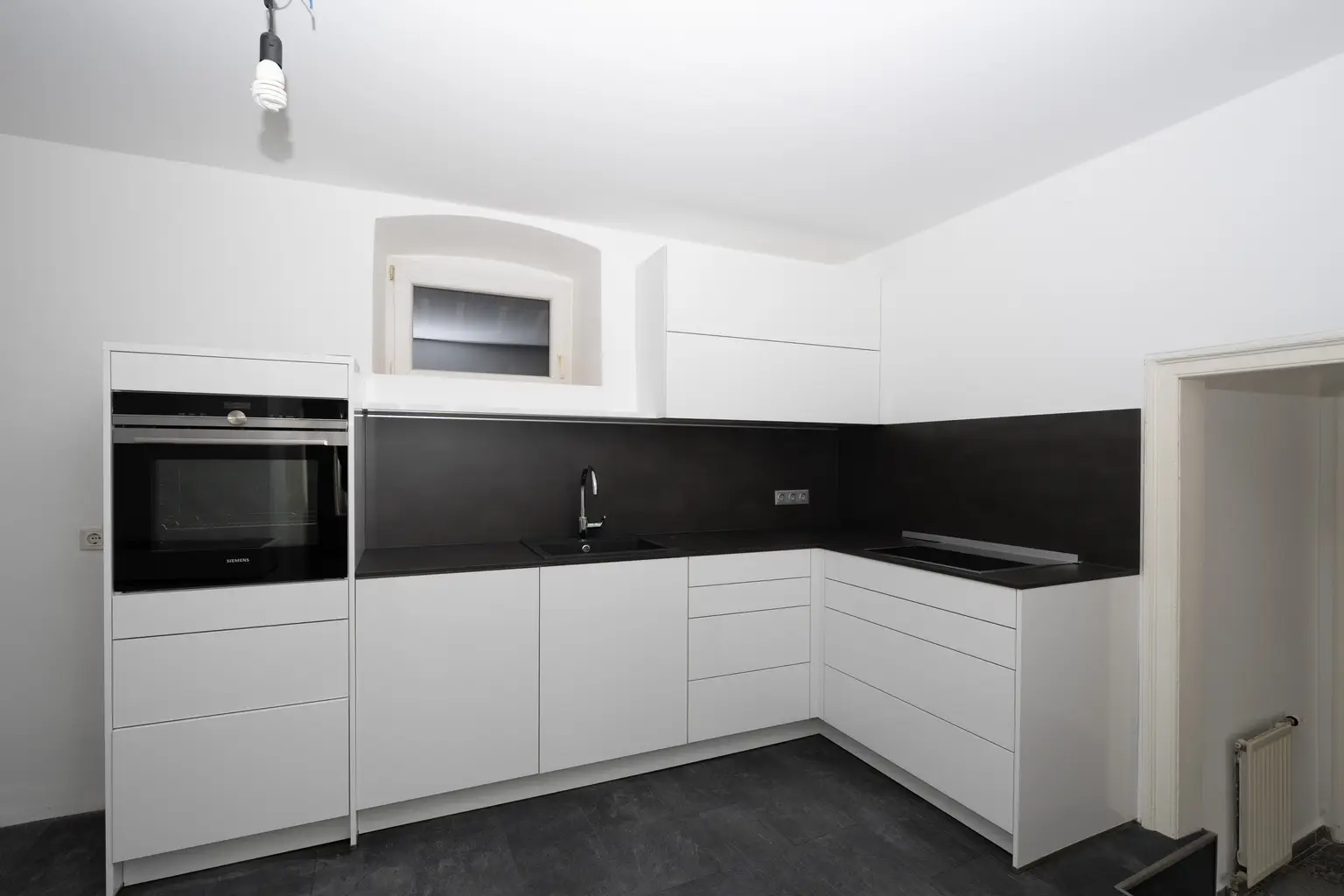 Charmante 2-Zimmer-Wohnung mit Terrasse im Innenhof