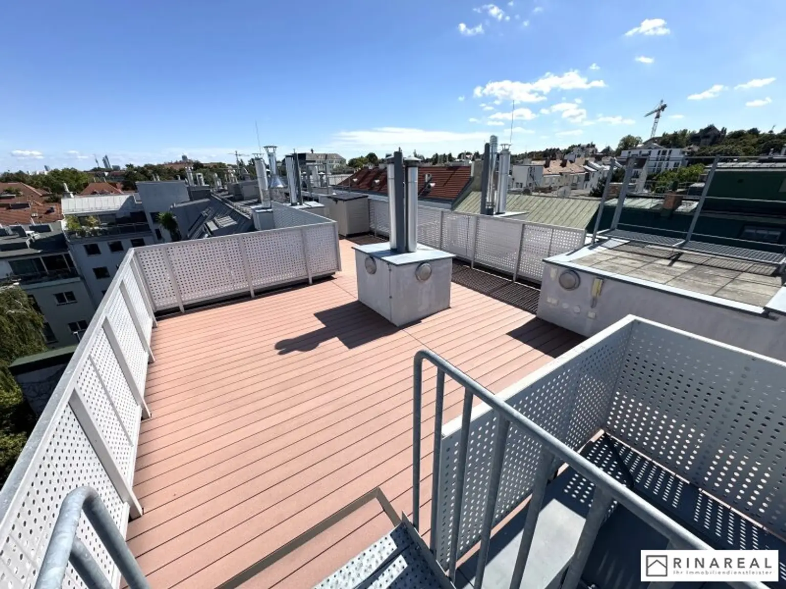 HUTWEIDENGASSE | Exklusives Penthouse mit traumhafter Dachterrasse | 3 Zimmer | ca. 99 m² Wohnfläche | teilmöbliert | zzgl. Duplex-Stellplatz
