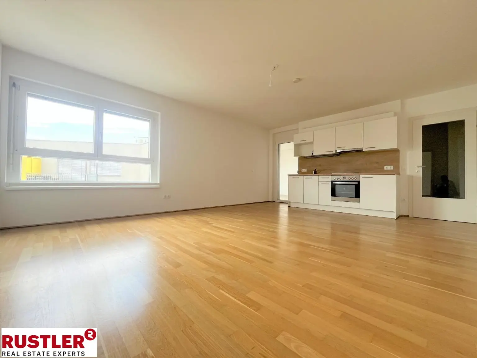 Bis zu 3 Monate MIETFREI! - Gut geschnitten und mit Ausblick - 2-Zimmer Wohnung mit Loggia