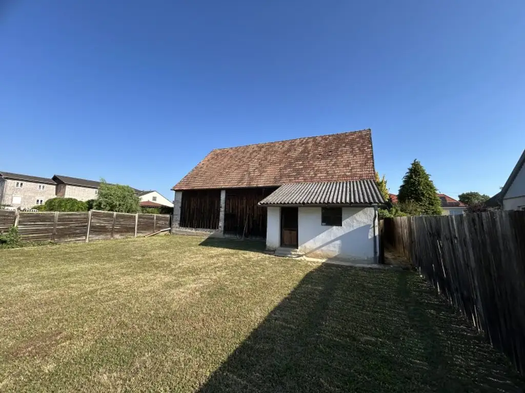 +++ Charmantes Bauernhaus mit großzügigen Nebengebäuden und großem Garten in Kleinwarasdorf! +++