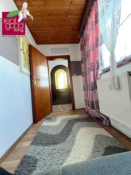 Einfamilienhaus mit 95 m² Wohnfläche, Keller, Garage und 416 m² Garten in Eggern