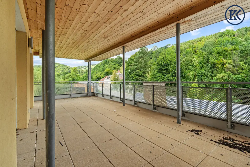 Zuhause im Grünen – Lichtdurchflutete Wohnung mit Dachterrasse & Gartenoase