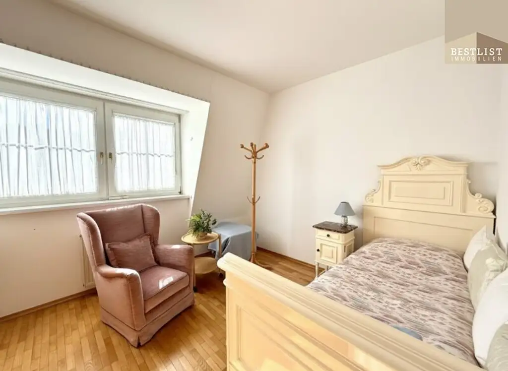 Der Sommer kommt bestimmt! Landhausstil mit 2 Wohneinheiten - lichtdurchflutet!