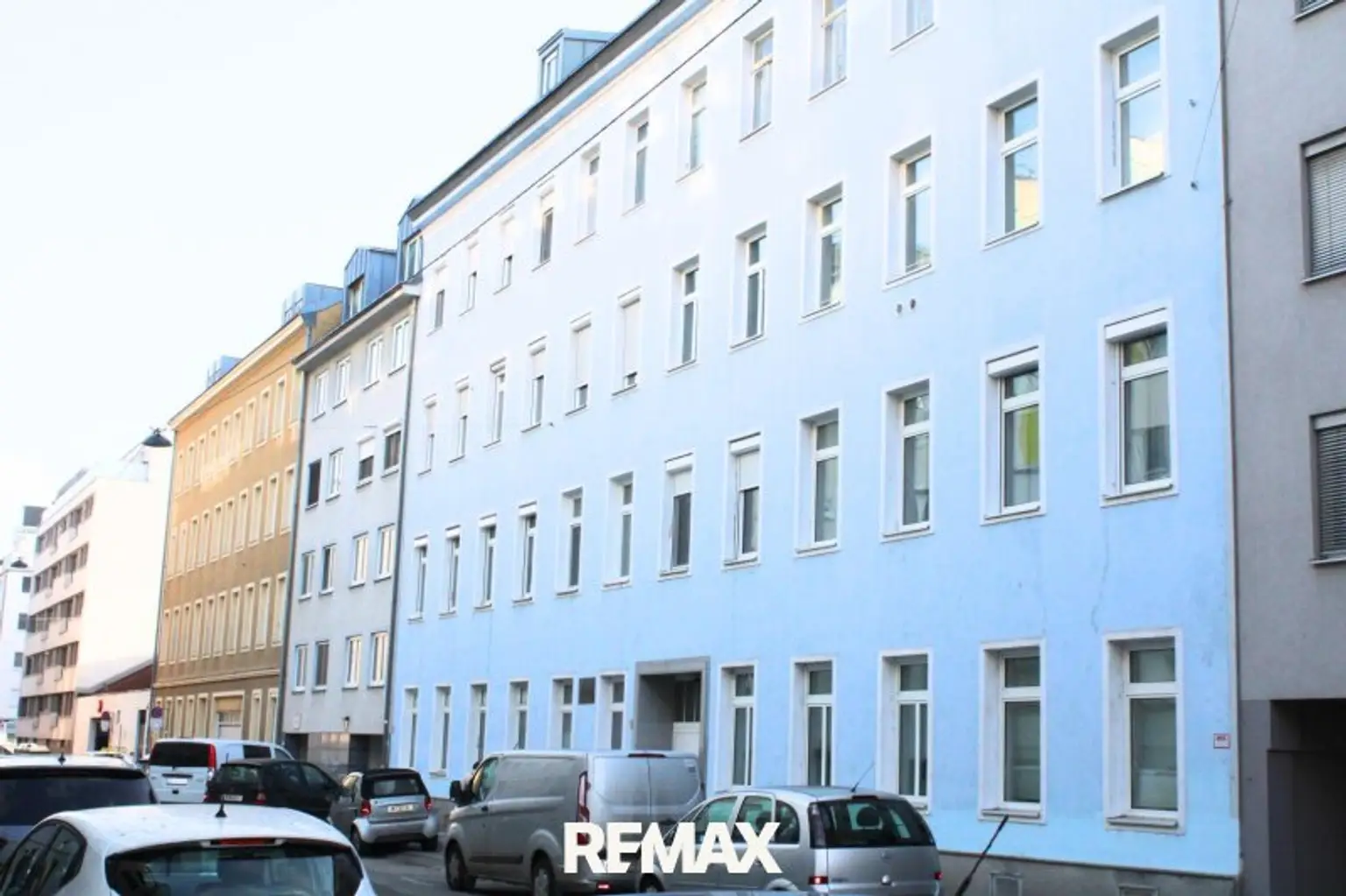 14_Straßenansicht_1