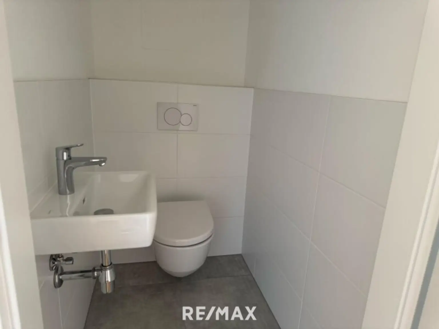 Provisionsfrei 2 Zimmerwohnung inklusive hochwertiger Küche! Erstbezug!