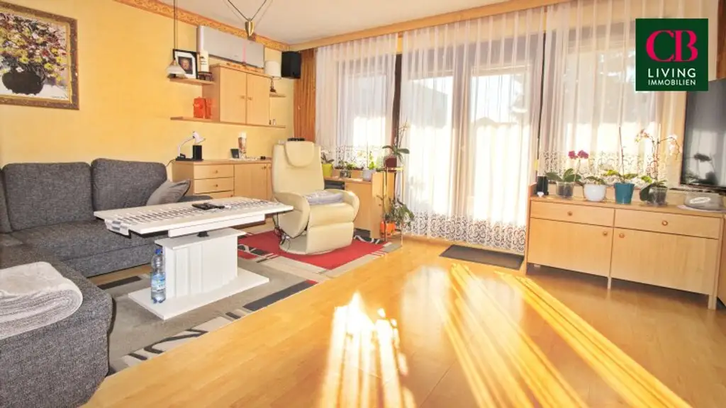 HAUS IN SEHR GUTER LAGE MIT VIEL POTENZIAL !!