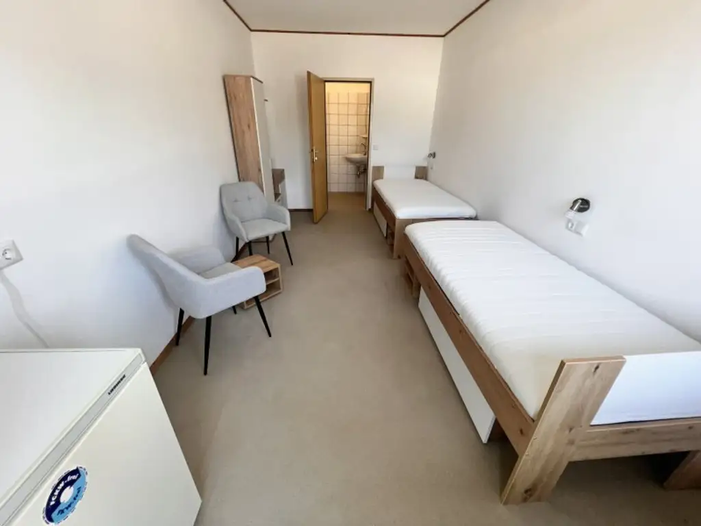GÄSTEHAUS mit 17 abgeschlossenen Appartements zu vermieten!
