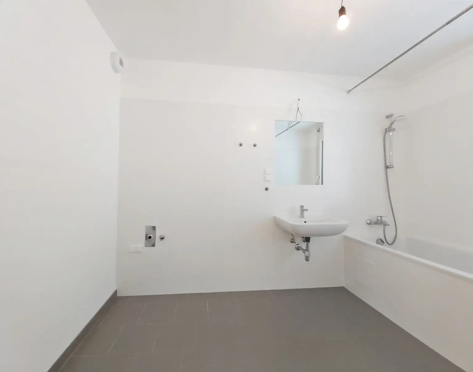 Q11 Leben in Simmering - 
Dachgeschoßwohnung mit 3 Zimmern und 2 Terrassen!