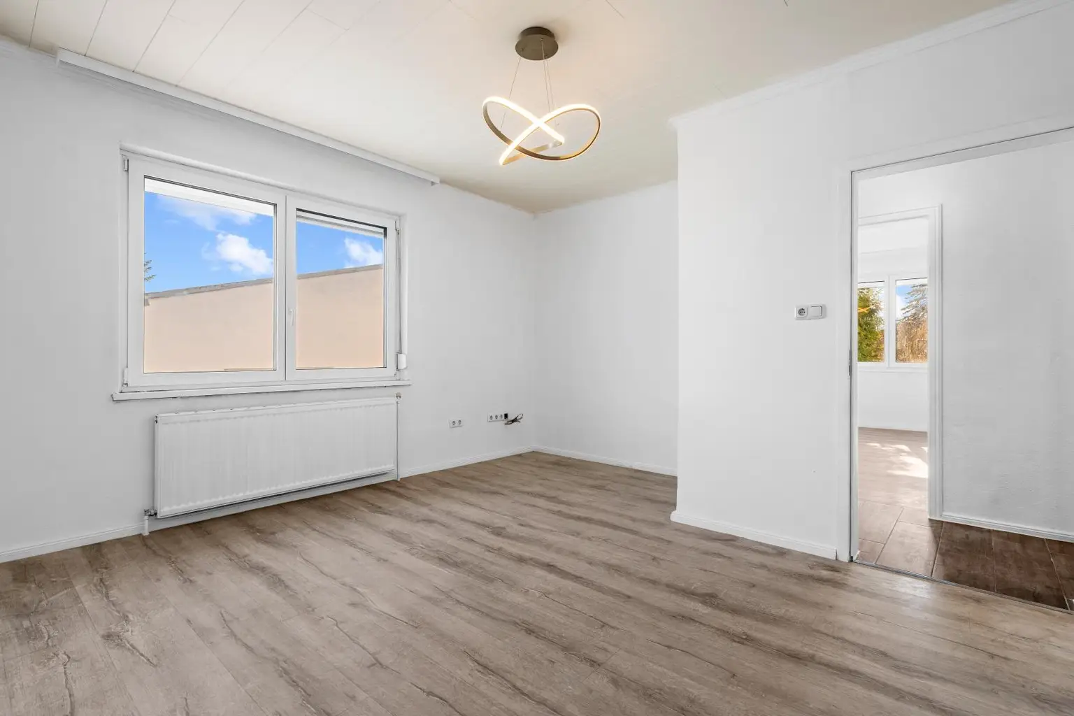 "Haus mit Charme und Potenzial – Gestalten Sie Ihr neues Zuhause!"